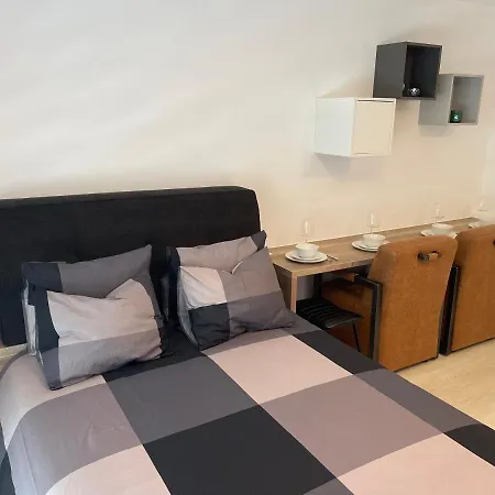 Apartment Groot Terras I Luxe I Tot 4 Personen I 50m De Dijk I Nieuwpoort-bad *